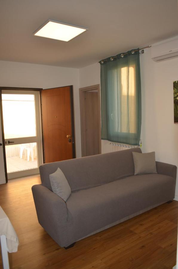 Casa Soleluna - Alloggio Turistico Rome Airport Fiumicino Exterior foto